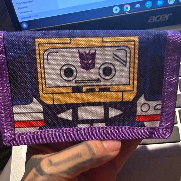 Lootcrate Soundwave Transformers Purple and Yellow wallet - Picture 10 of 10